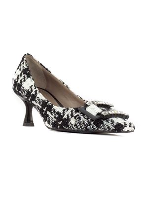 White and black bouclè Only pumps ROBERTO FESTA | ONLYNERO